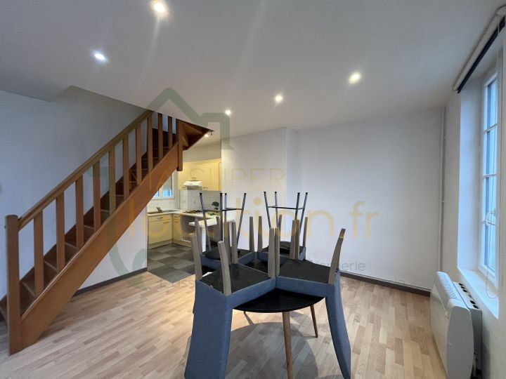 T2 en duplex au centre ville de ST QUENTIN