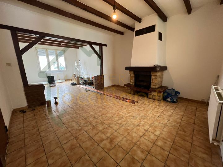 Maison 3 chambres avec grande cour