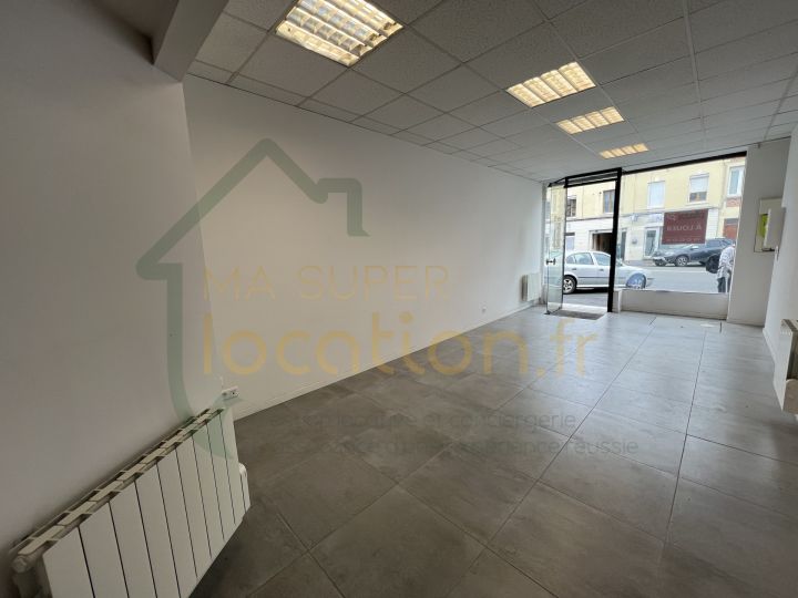 Local commercial 59m2