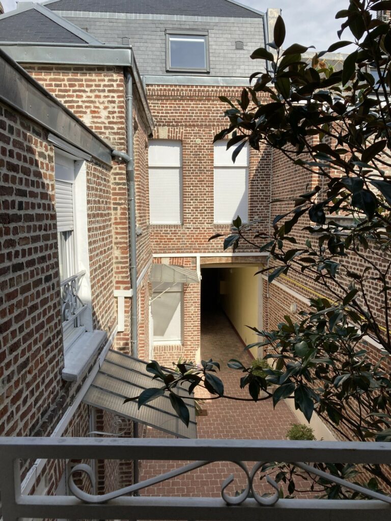 STUDIO FAUBOURG D’ISLE PROCHE IUT ST QUENTIN