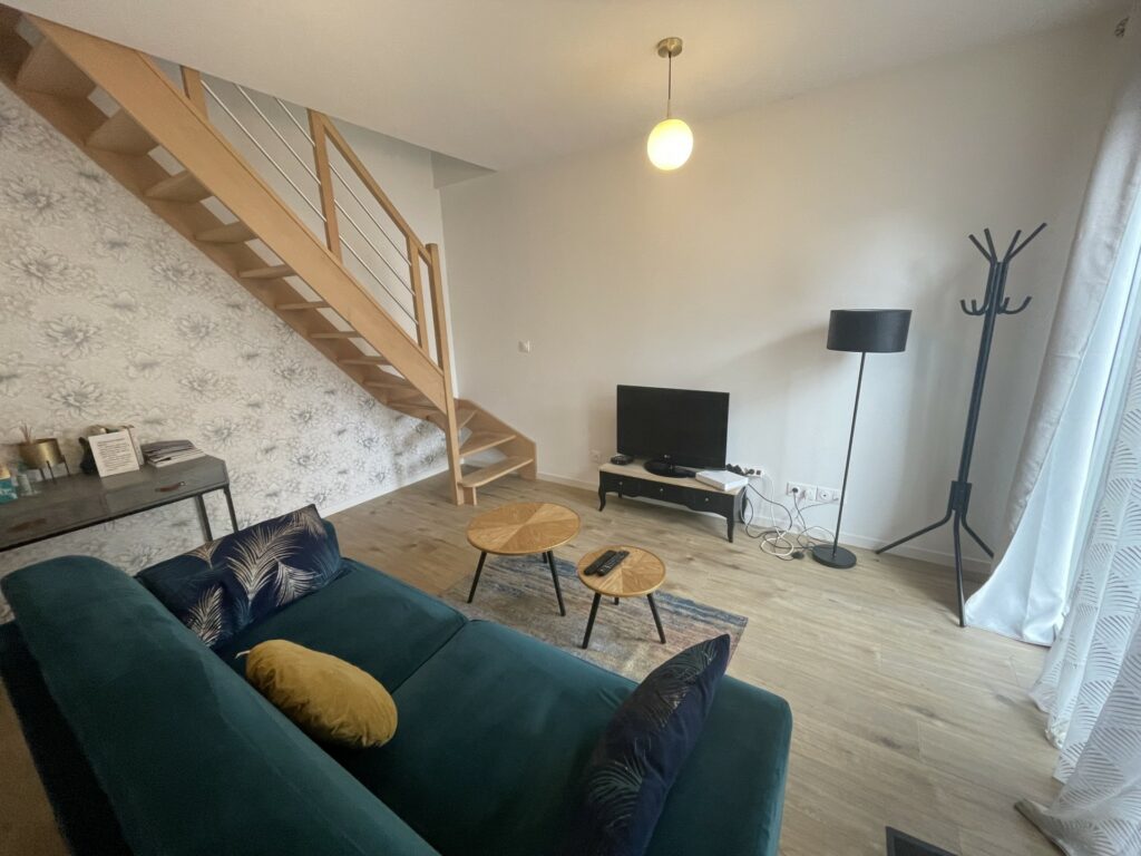 Charmant Duplex Meublé de 41 m² à Saint-Quentin 02100