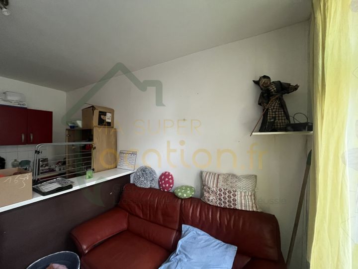 Studio rez-de-chaussée situé en HYPER-CENTRE de SAINT-QUENTIN