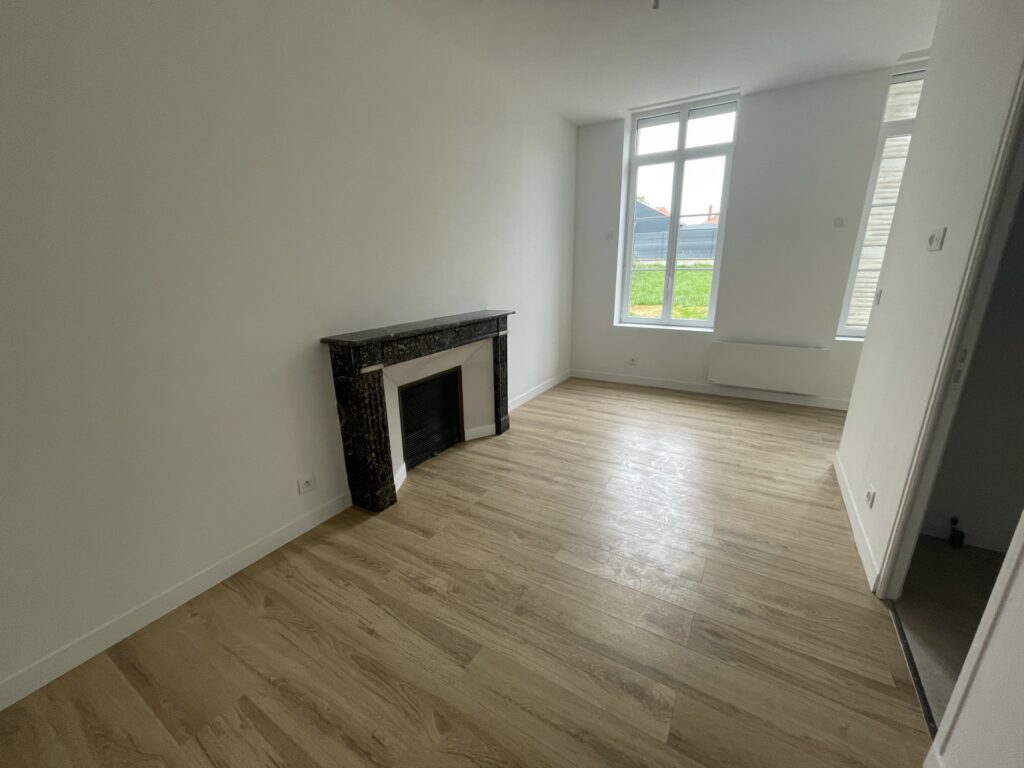 STUDIO NEUF DANS RESIDENCE EXCEPTIONNELLE AVEC ESPACE EXTERIEUR