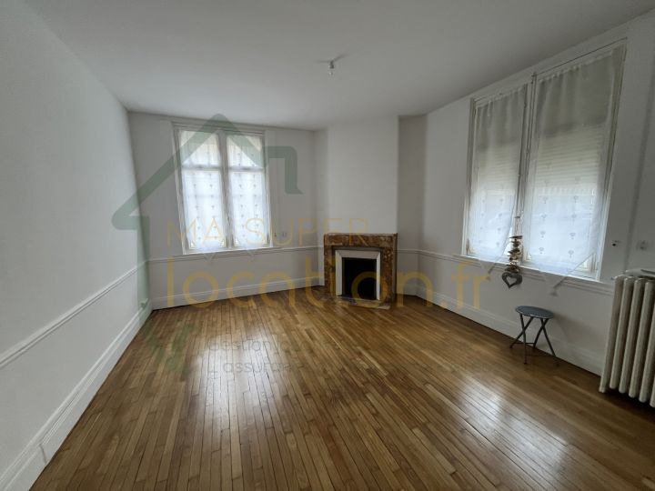 Joli studio de 31m2 situé en HYPER-CENTRE de SAINT-QUENTIN