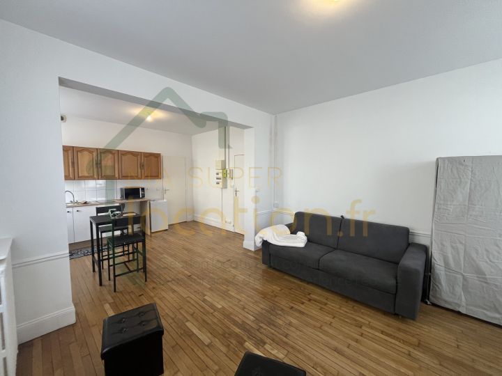 Joli studio de 31m2 situé en HYPER-CENTRE de SAINT-QUENTIN