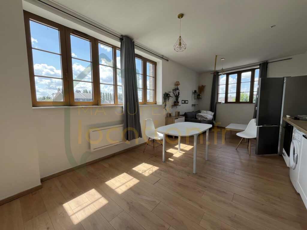 Joli studio de standing meublé dans une belle résidence situé en Centre-Ville de SAINT-QUENTIN