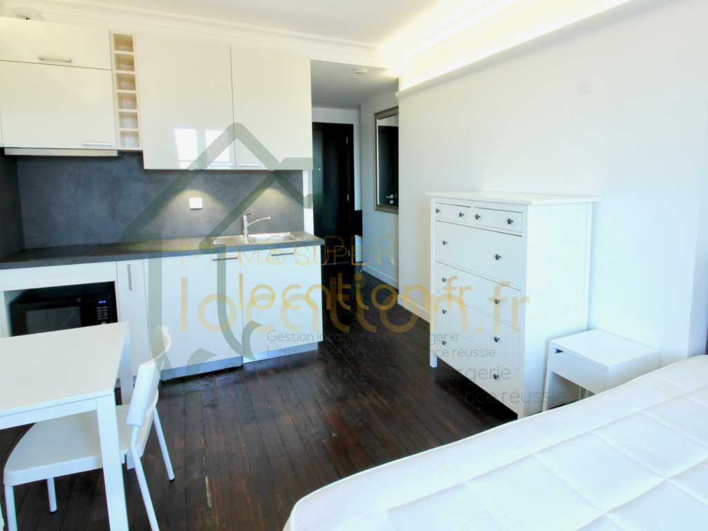 Studio Hyper-centre – Proche école Elisa