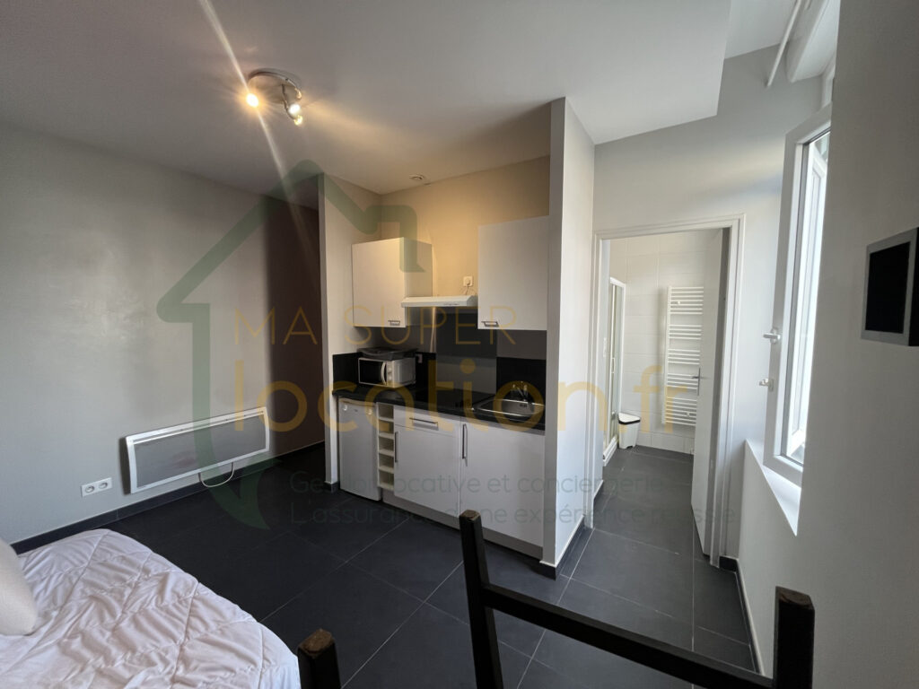 Studio meublé situé au centre ville ST-QUENTIN
