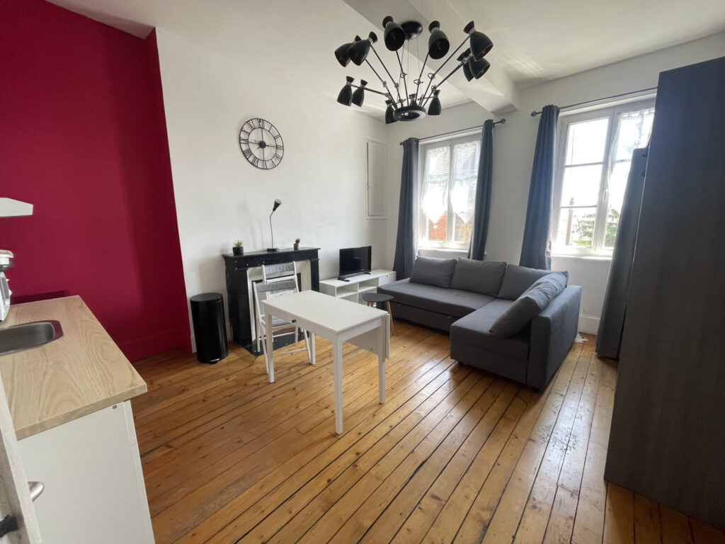 STUDIO MEUBLÉ CENTRE VILLE IDEAL ETUDIANT