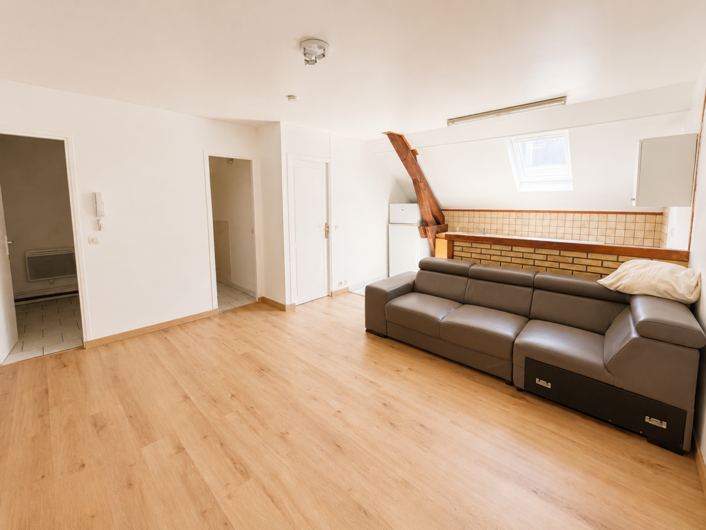 Appartement T2 avec place de parking en centre-ville de Saint-Quentin