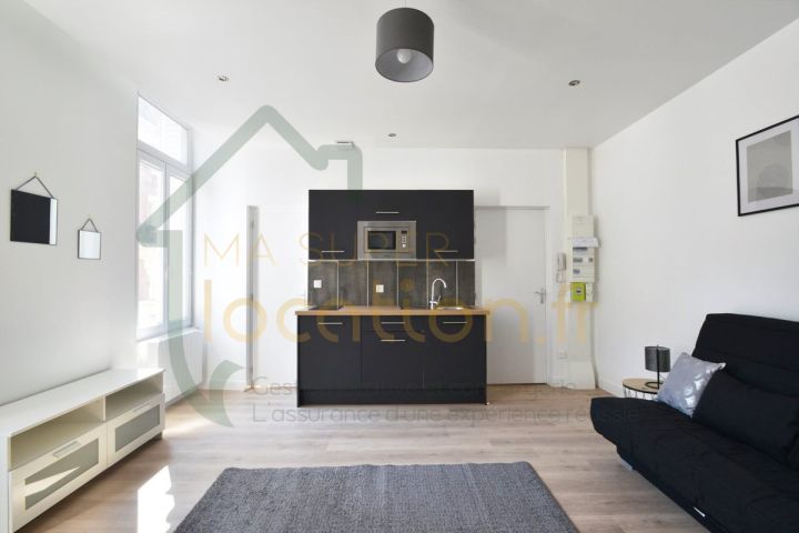 STUDIO MEUBLE PROCHE ELISA