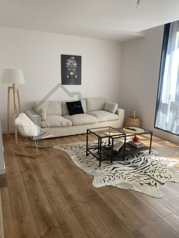 Appartement avec terrasse T3 83m2