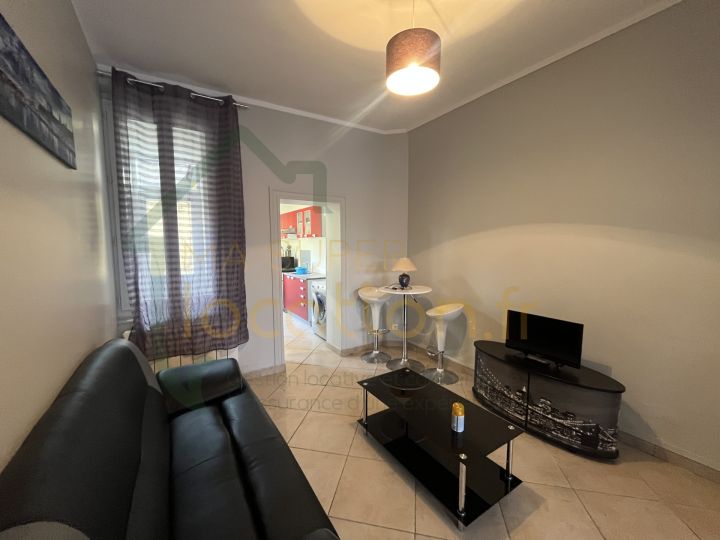Studio meublé, proche des commodités à deux pas du Centre-VIlle de SAINT-QUENTIN