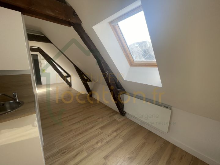 STUDIO NEUF DANS RESIDENCE EXCEPTIONNELLE AVEC ESPACE EXTERIEUR