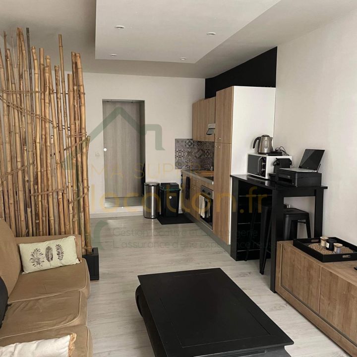 Grand Studio non meublé à deux pas du centre-ville de SAINT-QUENTIN