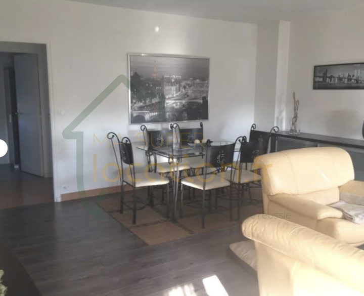 Bel appartement de 2 pièces de 70m2 en Centre-Ville de SAINT-QUENTIN