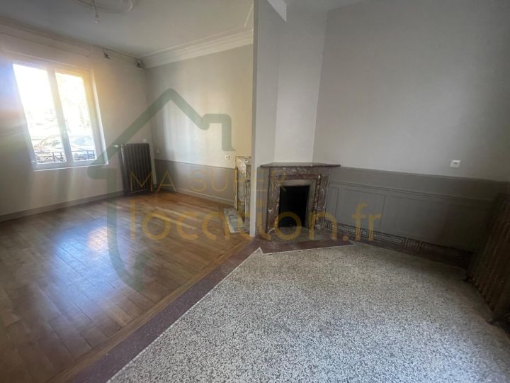 Grande maison de 90m2 situé en CENTRE-VILLE de Saint-Quentin