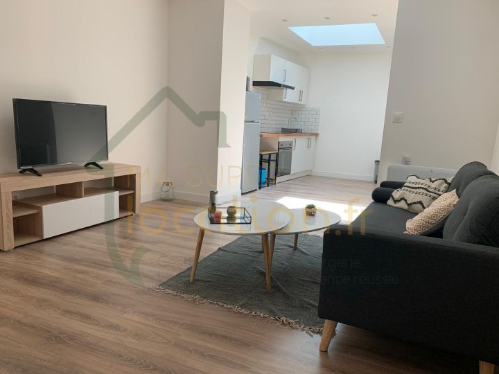 Appartement 2 pièces meublé et rénové en Duplex