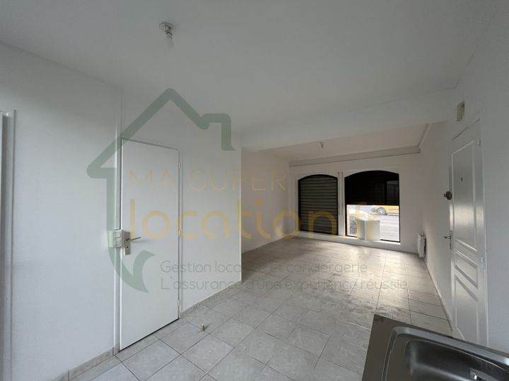 Studio proche de la gare de SAINT-QUENTIN