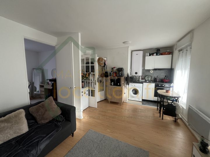 Appartement T2 meuble, proche centre