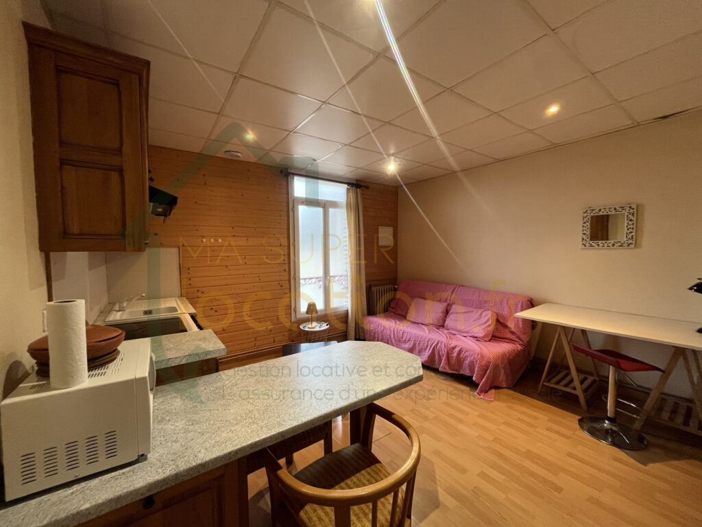 HYPER CENTRE ST QUENTIN : STUDIO