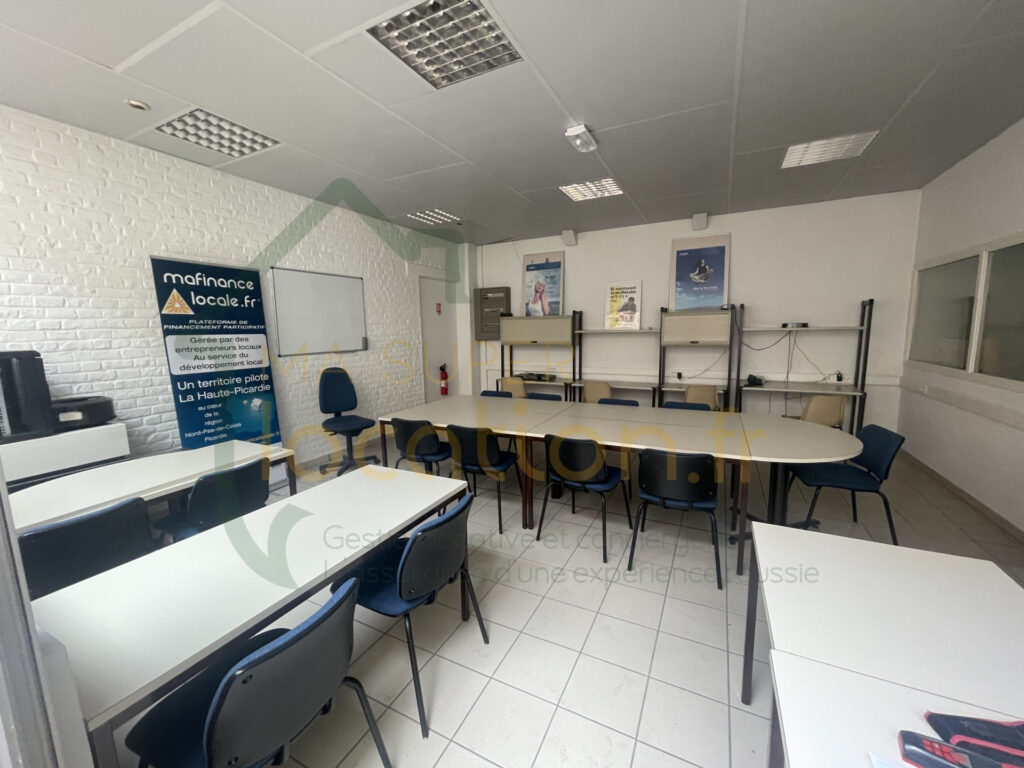 Grand bureau de 84 m2 situé dans le centre-ville de Saint-Quentin