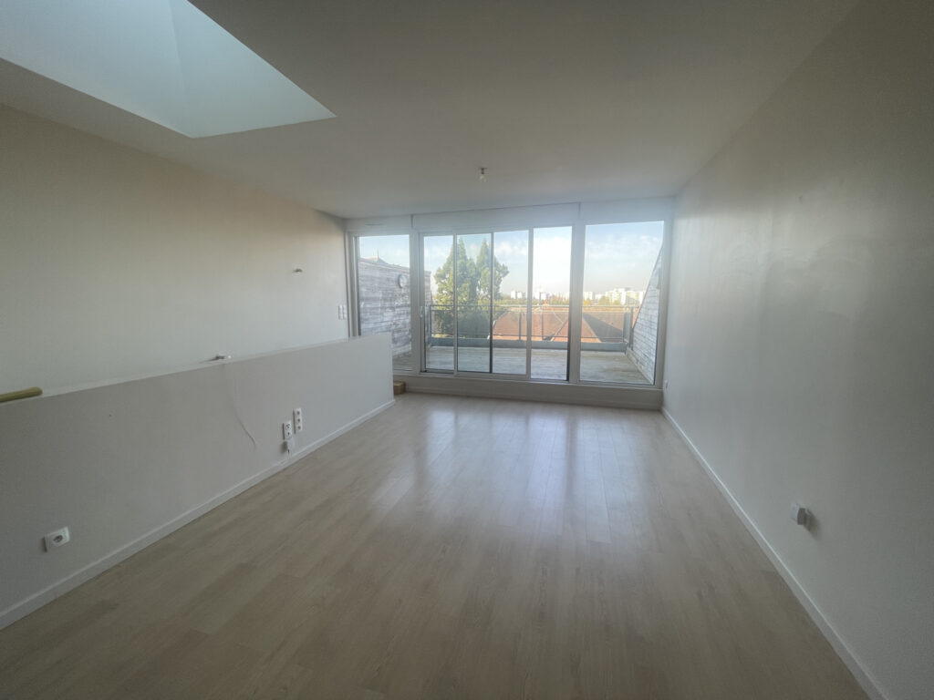 Appartement 3 pièces en DUPLEX dans une résidence calme et sécurisé dans SAINT-QUENTIN