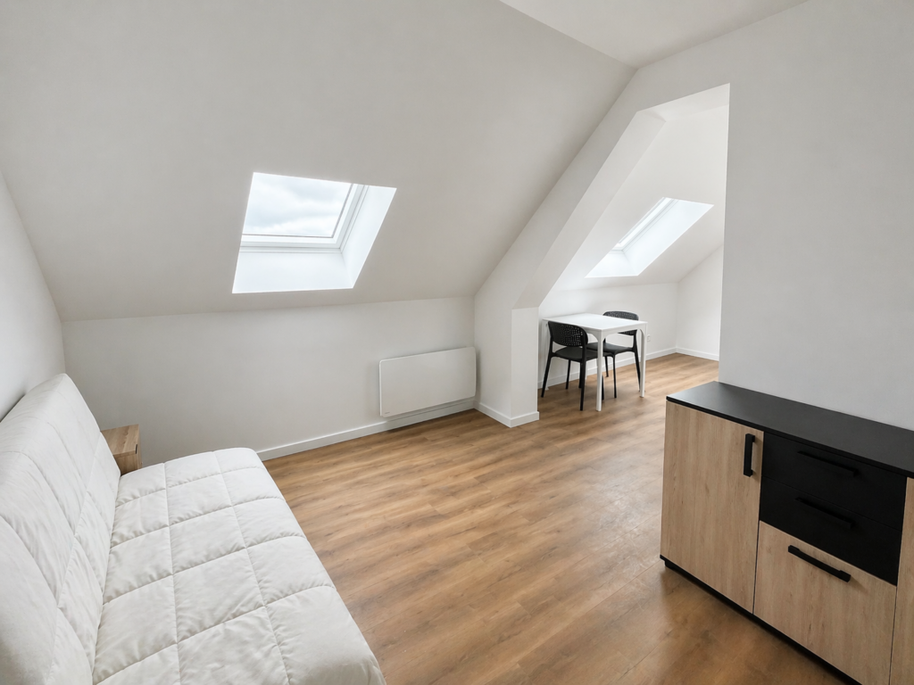 Grand studio rénové en plein centre-ville de Saint-Quentin