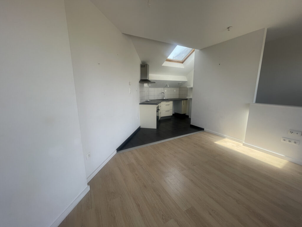 Appartement 3 pièces en DUPLEX dans une résidence calme et sécurisé dans SAINT-QUENTIN