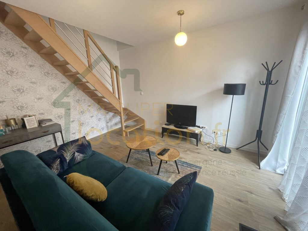 Charmant Duplex Meublé de 41 m2 à Saint-Quentin 02100