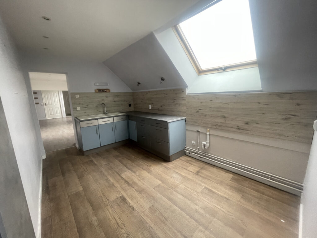 Apparement type 3 de 72 m2 à SAINT-QUENTIN