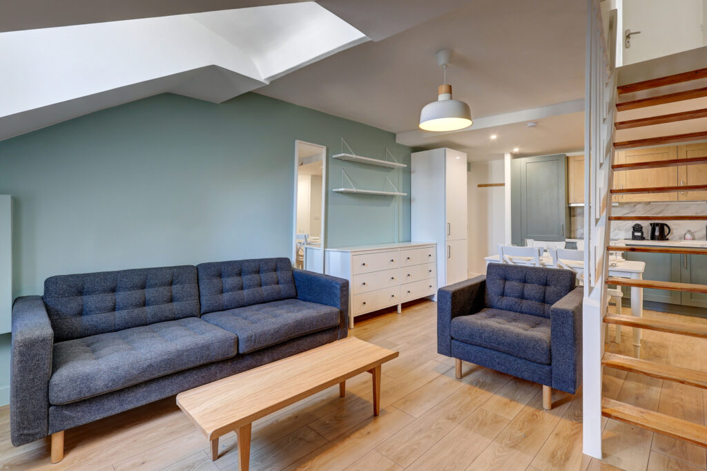 COLOCATION – APPARTEMENT DUPLEX 3 CHAMBRES – PLACE DE LA RÉPUBLIQUE À DIJON