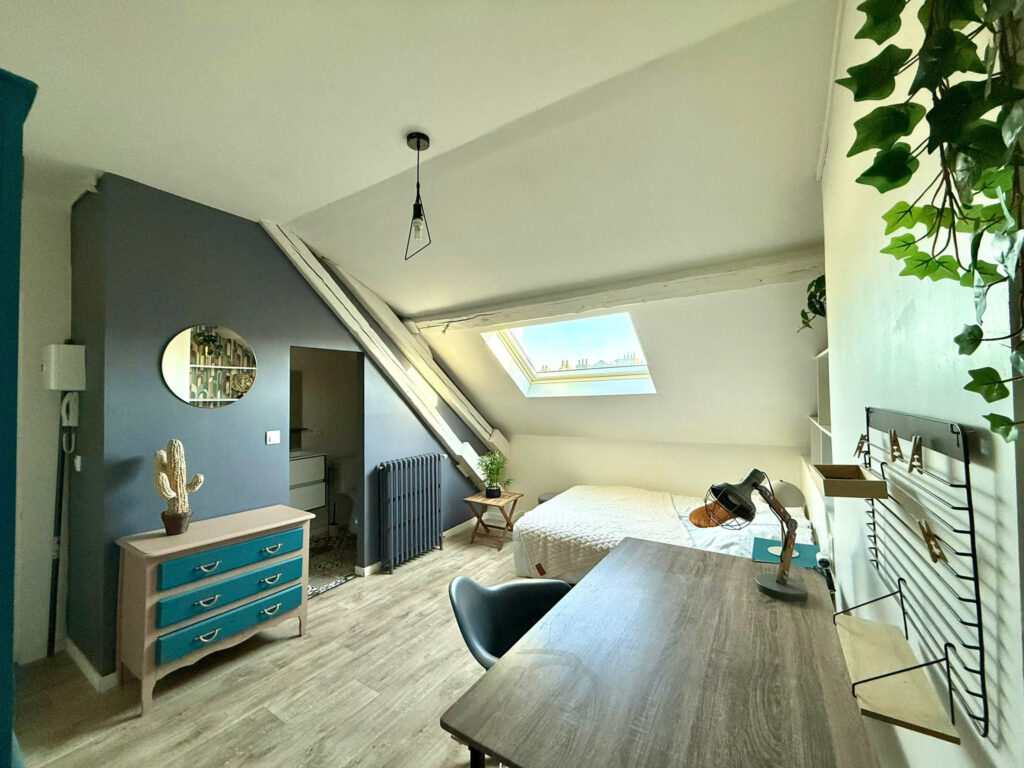 Chambre indépendante en colocation centre-ville
